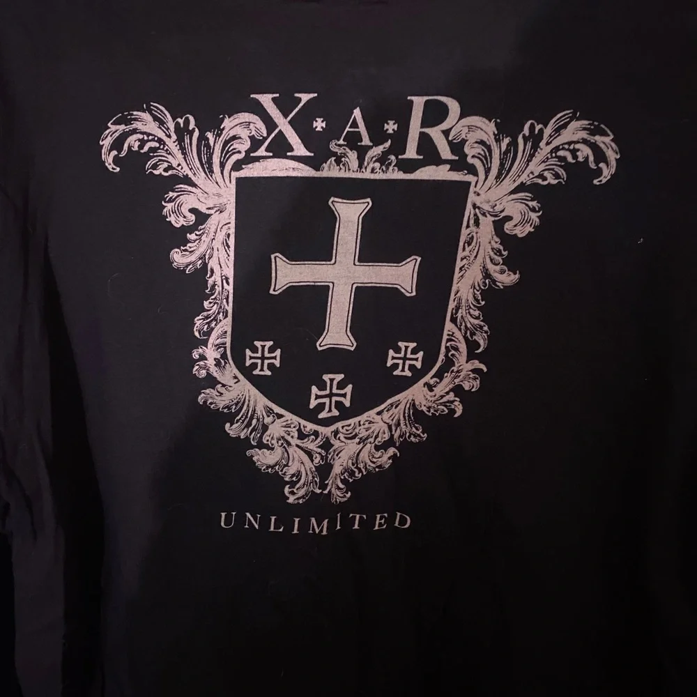 XAR Unlimited Skull & Cross Long Sleeve Top - Black with lots of Rhinestones - Picture 4 of 4